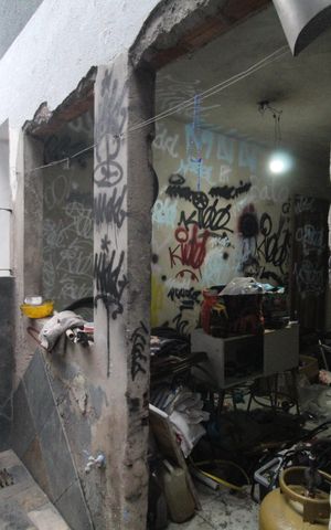 Casa de condomínio à venda com 290m², 5 quartos e 3 vagasFundos da casa - Quarto