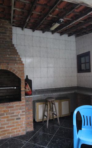 Casa de condomínio à venda com 290m², 5 quartos e 3 vagasChurrasqueira