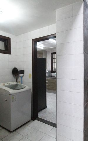 Casa de condomínio à venda com 290m², 5 quartos e 3 vagasÁrea de serviço