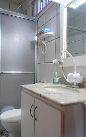 Casa à venda com 180m², 3 quartos e 4 vagasBanheiro da Suíte 2
