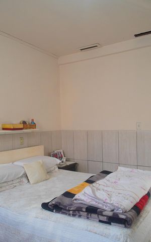Casa à venda com 180m², 3 quartos e 4 vagasSuíte 1