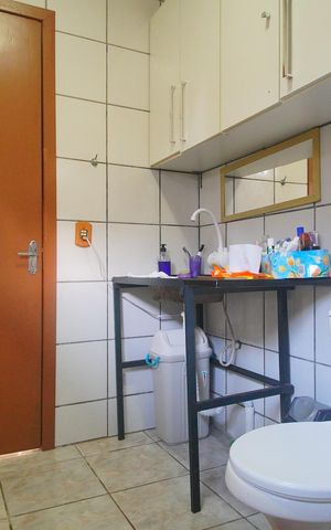 Casa à venda com 180m², 3 quartos e 4 vagasBanheiro da Suíte 1