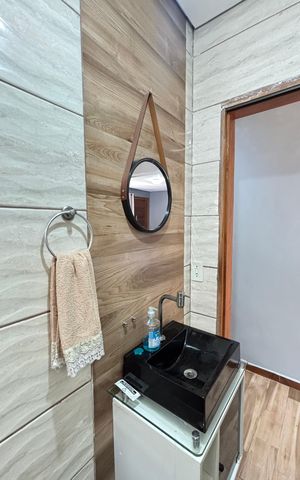 Casa à venda com 178m², 2 quartos e 3 vagas Casa à venda com 178m², 2 quartos e 3 vagasLavabo