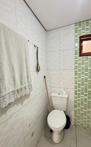Casa à venda com 178m², 2 quartos e 3 vagas Casa à venda com 178m², 2 quartos e 3 vagasBanheiro da Suíte 2