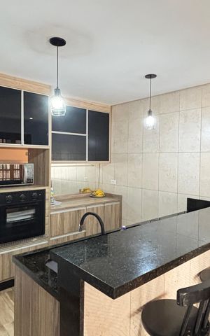 Casa à venda com 178m², 2 quartos e 3 vagas Casa à venda com 178m², 2 quartos e 3 vagasCozinha
