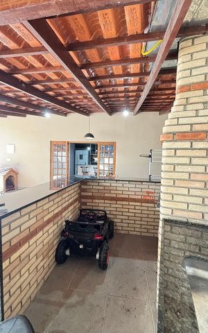 Casa à venda com 178m², 2 quartos e 3 vagas Casa à venda com 178m², 2 quartos e 3 vagasQuintal - Churrasqueira