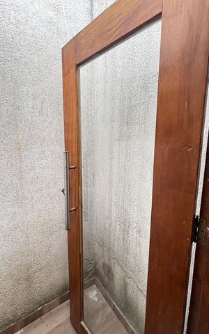 Casa à venda com 178m², 2 quartos e 3 vagas Casa à venda com 178m², 2 quartos e 3 vagasSuíte 1 Varanda