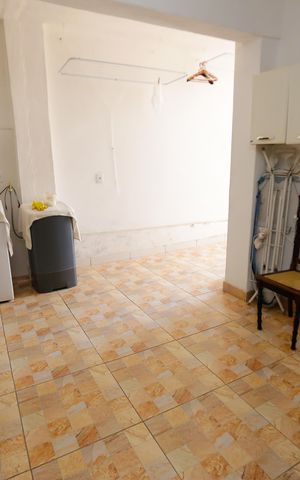 Casa à venda com 336m², 5 quartos e 3 vagas Casa à venda com 336m², 5 quartos e 3 vagasÁrea de Serviço