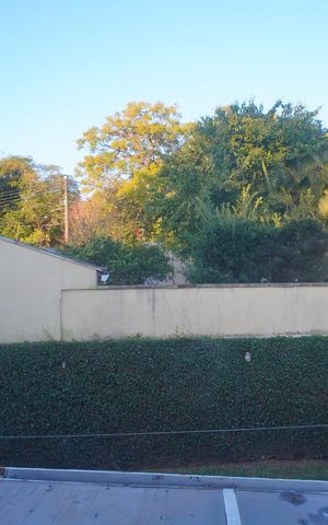 Casa à venda com 350m², 5 quartos e 3 vagasVista da Suíte 2