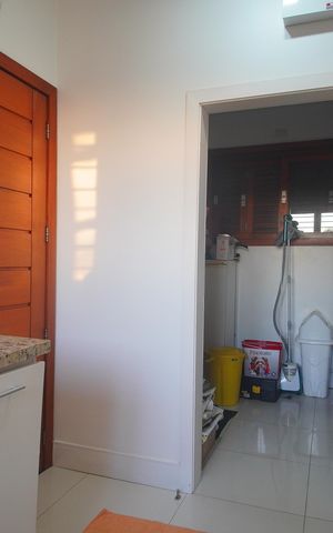 Casa à venda com 350m², 5 quartos e 3 vagasÁrea de Serviço