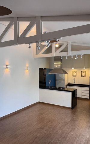 Casa à venda com 334m², 6 quartos e 9 vagas Casa à venda com 334m², 6 quartos e 9 vagasÁrea comum