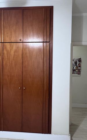 Casa à venda com 334m², 6 quartos e 9 vagas Casa à venda com 334m², 6 quartos e 9 vagasQuarto