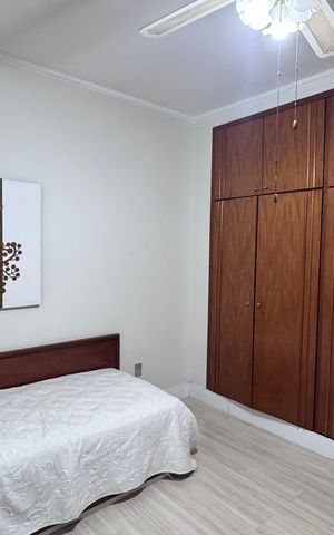 Casa à venda com 334m², 6 quartos e 9 vagas Casa à venda com 334m², 6 quartos e 9 vagasQuarto
