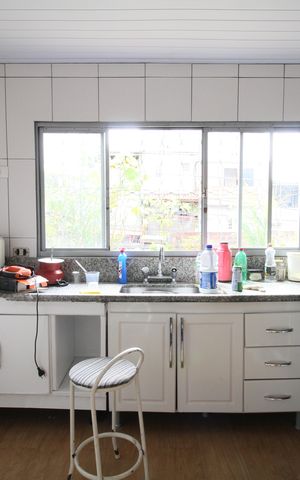Casa para alugar com 150m², 2 quartos e 4 vagasCozinha