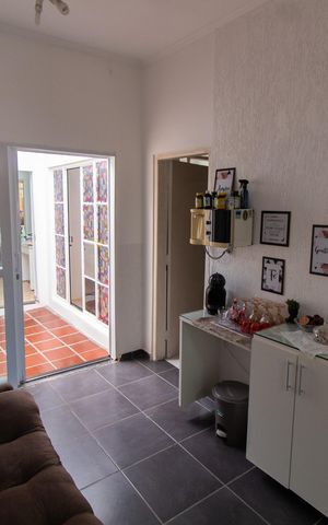 Casa à venda com 200m², 5 quartos e 2 vagas Casa à venda com 200m², 5 quartos e 2 vagasQuarto 1