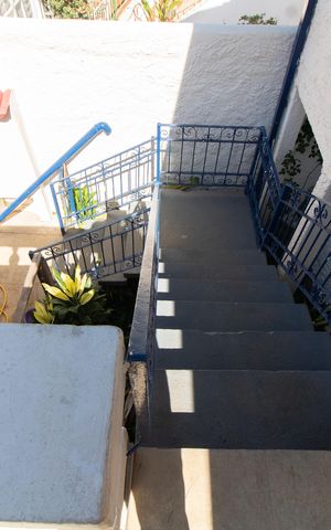 Casa à venda com 200m², 5 quartos e 2 vagas Casa à venda com 200m², 5 quartos e 2 vagasÁrea Externa