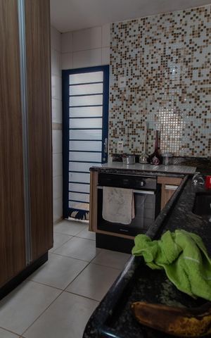Casa à venda com 200m², 5 quartos e 2 vagas Casa à venda com 200m², 5 quartos e 2 vagasCozinha
