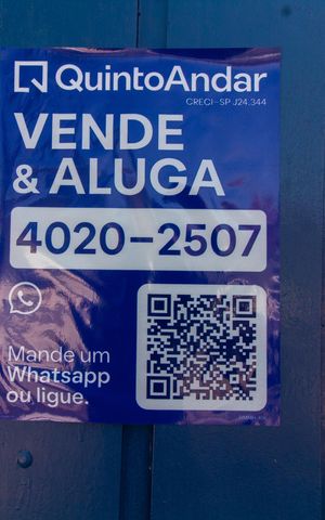 Casa à venda com 200m², 5 quartos e 2 vagas Casa à venda com 200m², 5 quartos e 2 vagasPlaca