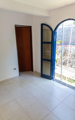 Casa à venda com 200m², 5 quartos e 2 vagas Casa à venda com 200m², 5 quartos e 2 vagasSuíte 3