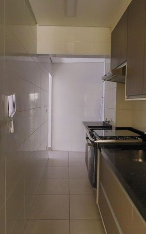 Apartamento para alugar com 69m², 2 quartos e sem vagaCozinha e Área de Serviço