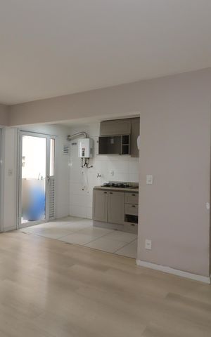 Apartamento à venda com 65m², 2 quartos e 2 vagasSala