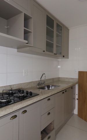 Apartamento à venda com 65m², 2 quartos e 2 vagasCozinha