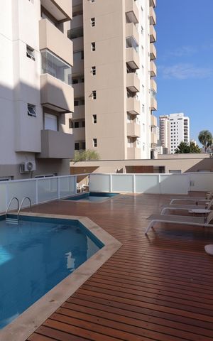 Apartamento à venda com 65m², 2 quartos e 2 vagasÁrea Comum - Piscina