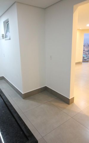 Apartamento à venda com 52m², 2 quartos e sem vagaCozinha e Área de Serviço