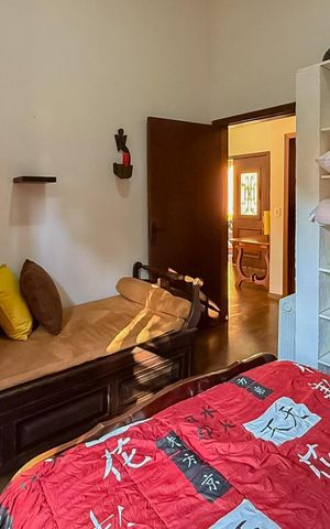 Casa de condomínio à venda com 230m², 3 quartos e 3 vagas Casa de condomínio à venda com 230m², 3 quartos e 3 vagasQuarto 1