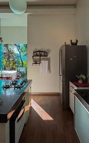 Casa de condomínio à venda com 230m², 3 quartos e 3 vagas Casa de condomínio à venda com 230m², 3 quartos e 3 vagasSala/Cozinha