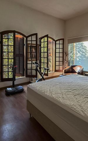 Casa de condomínio à venda com 230m², 3 quartos e 3 vagas Casa de condomínio à venda com 230m², 3 quartos e 3 vagasQuarto 2 - Suíte