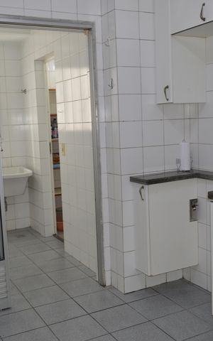 Apartamento à venda com 83m², 2 quartos e 1 vagaCozinha