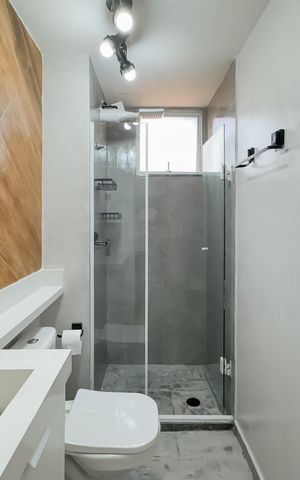 Apartamento à venda com 35m², 2 quartos e 1 vaga Apartamento à venda com 35m², 2 quartos e 1 vagaBanheiro Social