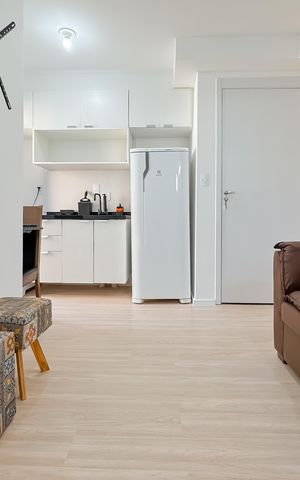 Apartamento à venda com 35m², 2 quartos e 1 vaga Apartamento à venda com 35m², 2 quartos e 1 vagaSala