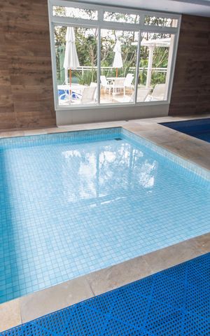 Apartamento à venda com 136m², 3 quartos e 2 vagasPiscina Coberta