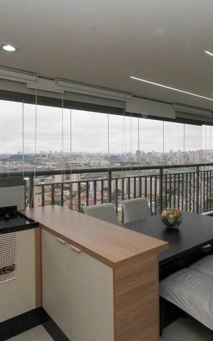 Apartamento à venda com 77m², 2 quartos e 1 vaga Apartamento à venda com 77m², 2 quartos e 1 vagaVaranda