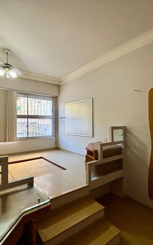 Apartamento à venda com 280m², 4 quartos e 2 vagas Apartamento à venda com 280m², 4 quartos e 2 vagasQuarto 2