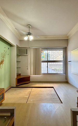 Apartamento à venda com 280m², 4 quartos e 2 vagas Apartamento à venda com 280m², 4 quartos e 2 vagasQuarto 2