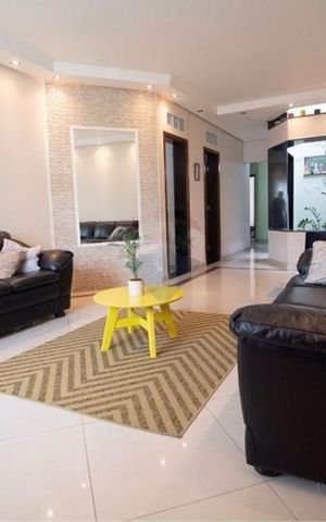 Casa à venda com 282m², 3 quartos e 10 vagas