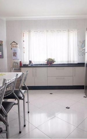 Casa à venda com 282m², 3 quartos e 10 vagas