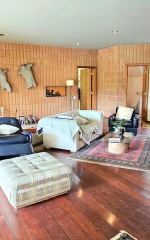 Casa à venda com 530m², 5 quartos e 8 vagas
