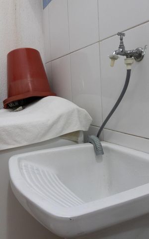 Casa de condomínio à venda com 72m², 2 quartos e 1 vaga Casa de condomínio à venda com 72m², 2 quartos e 1 vagaÁrea de Serviço