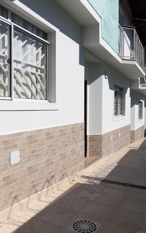 Casa de condomínio à venda com 72m², 2 quartos e 1 vaga Casa de condomínio à venda com 72m², 2 quartos e 1 vagaÁrea comum