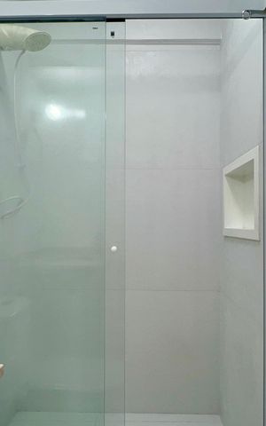 Apartamento para alugar com 130m², 2 quartos e 1 vaga Apartamento para alugar com 130m², 2 quartos e 1 vagaBanheiro da Suíte 2
