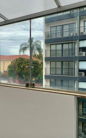 Apartamento para alugar com 130m², 2 quartos e 1 vaga Apartamento para alugar com 130m², 2 quartos e 1 vagaVaranda da Sala