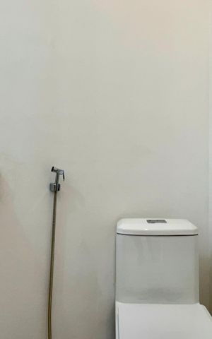 Apartamento para alugar com 130m², 2 quartos e 1 vaga Apartamento para alugar com 130m², 2 quartos e 1 vagaBanheiro da Suíte 1