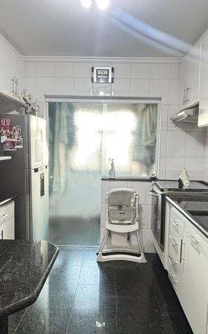 Apartamento à venda com 100m², 3 quartos e 2 vagasCozinha