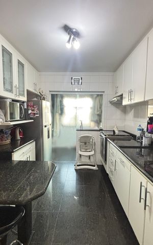 Apartamento à venda com 100m², 3 quartos e 2 vagasCozinha