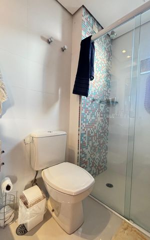 Apartamento à venda com 100m², 3 quartos e 2 vagasBanheiro da Suíte