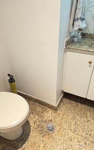 Apartamento à venda com 100m², 3 quartos e 2 vagasLavabo
